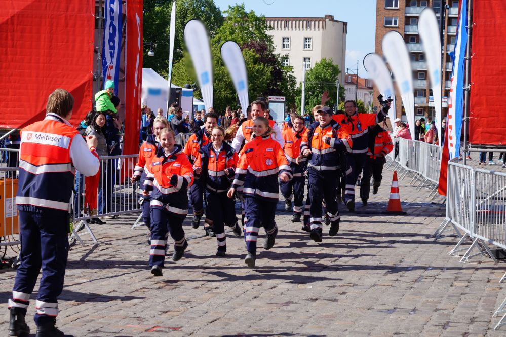 Staffellauf beim 23. Rostocker Citylauf 2015
