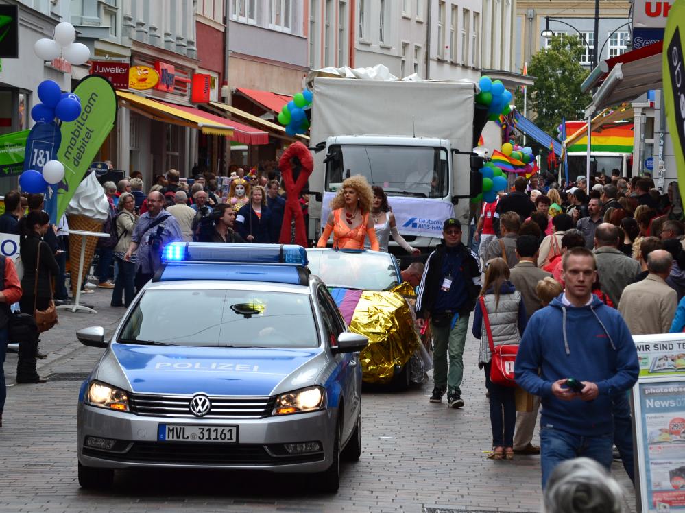 Christopher Street Day 2012 in der Hansestadt Rostock