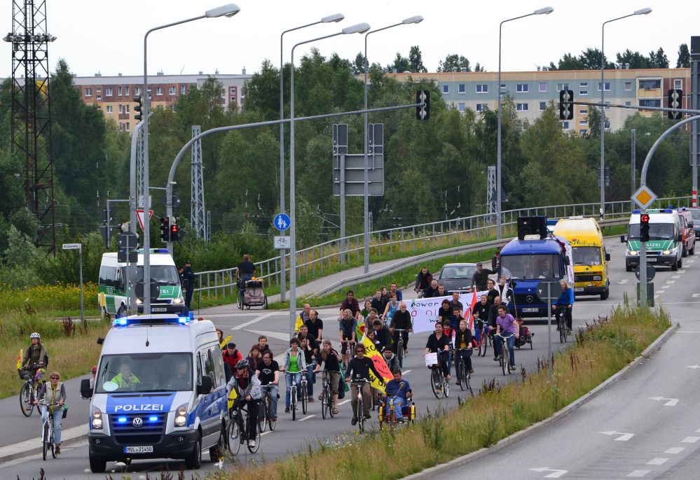 Fahrraddemo gegen Atomenergietransporte in Rostock
